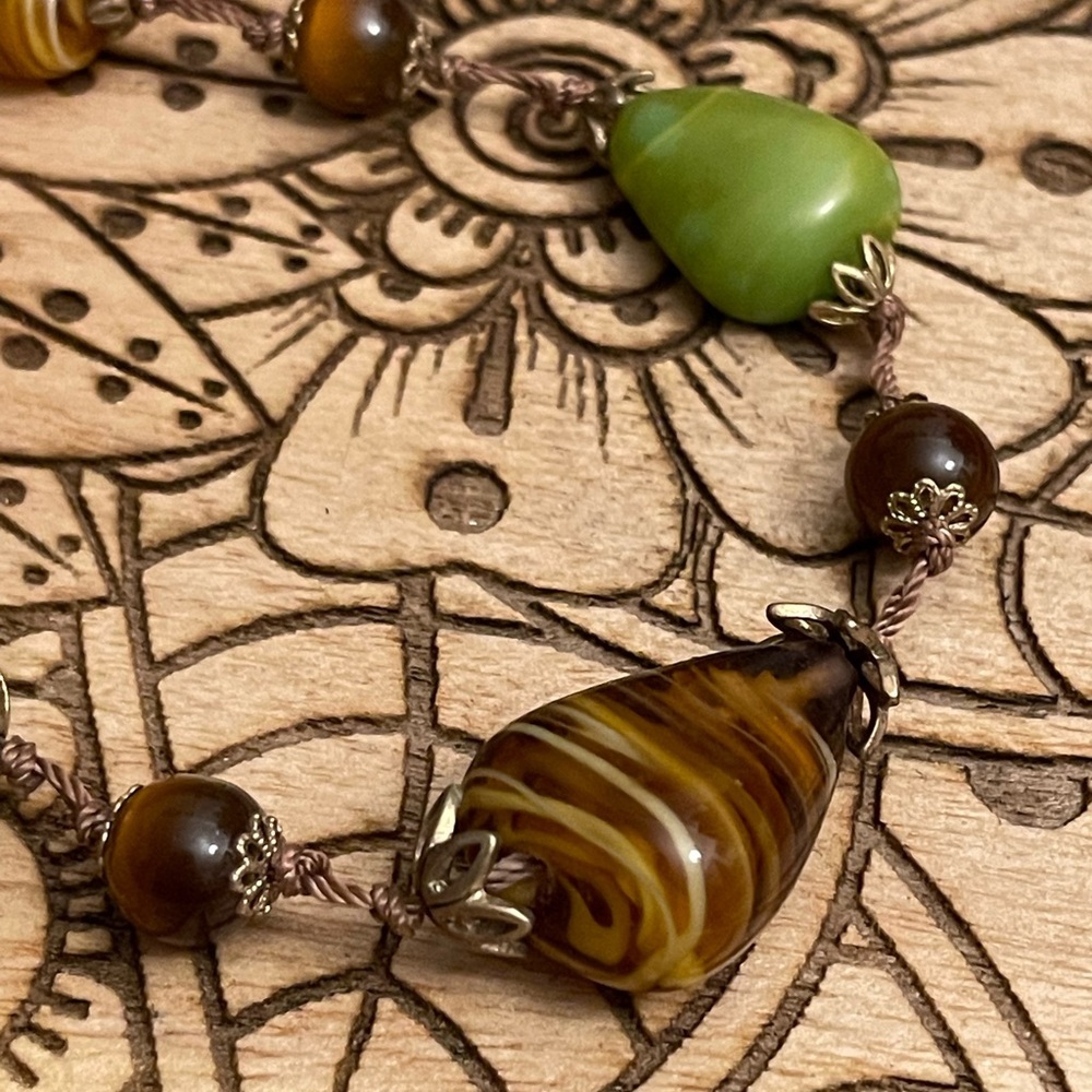 VINTAGE GLASS STONE NECKLACE - Picture 9 of 13
